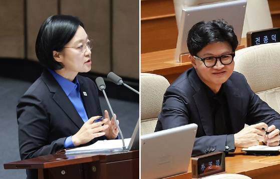 한성숙 국무총리가 11일 국회에서 열린 정기국회 제7차 본회의 경제 분야 대정부질문에서 질문에 답하고 있다(왼쪽). 무소속 한동훈 의원이 전날 한 의원 기자회견에 총리실 직원이 일반인이라면서 참여한 것과 관련한 한 총리의 답변을 듣고 있다. 〈사진=연합뉴스〉