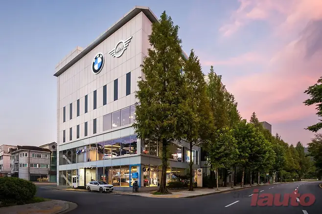 BMW 코오롱 모터스, 분당 전시장 새 단장 오픈