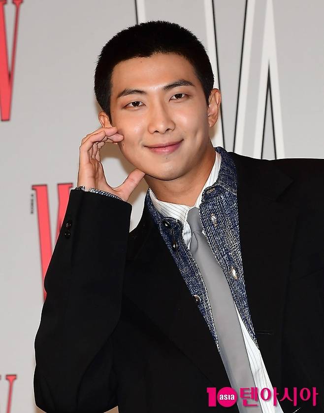 RM, do BTS, comemorou seu aniversário. / Foto = Banco de Dados TenAsia