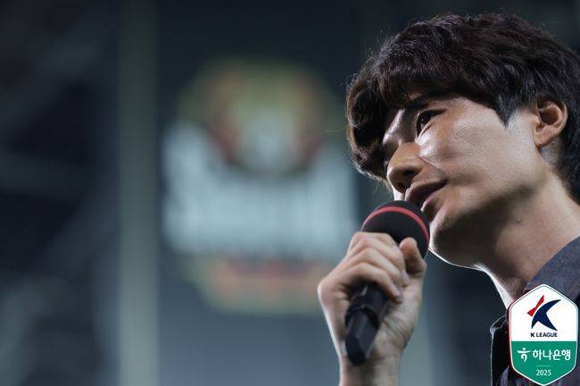 [사진] 서울을 떠나는 기성용 / 프로축구연맹