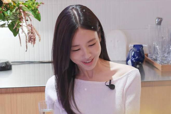 출처:채널 '요정재형'