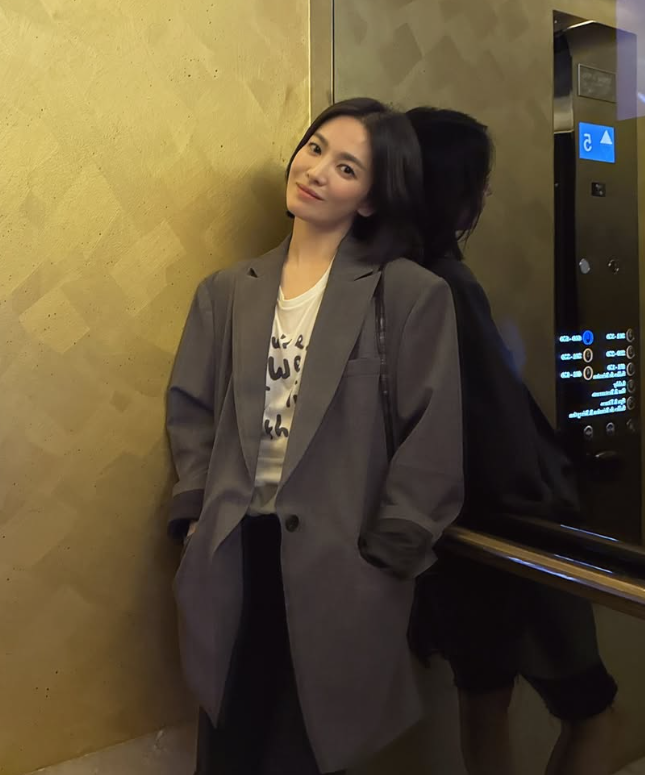 사진|송혜교SNS