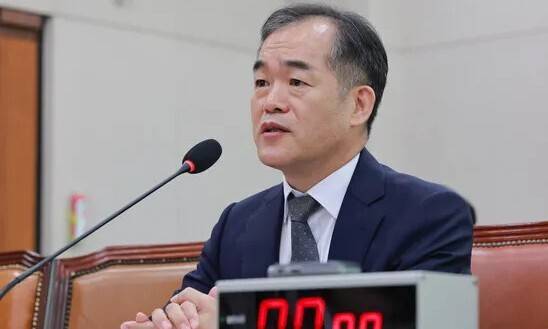 지난 9일 국회 법제사법위원회 전체회의에 참석한 김종철 경찰청장 직무대행. 연합뉴스