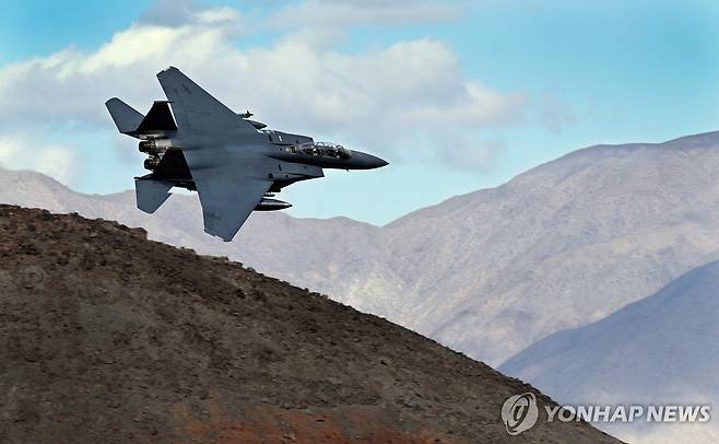 미 공군 F-15E 전투기  [AP=연합뉴스 자료사진. 재판매 및 DB 금지]