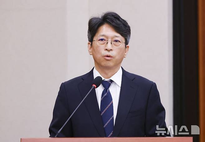 [서울=뉴시스] 김근수 기자 = 홍지선 국토교통부 장관 후보자가 16일 오전 서울 여의도 국회에서 열린 제22대 제439회국회(정기회) 국토교통위원회 국무위원후보자(국토교통부장관 홍지선) 인사청문회에서 발언하고 있다.  2026.09.16. ks@newsis.com