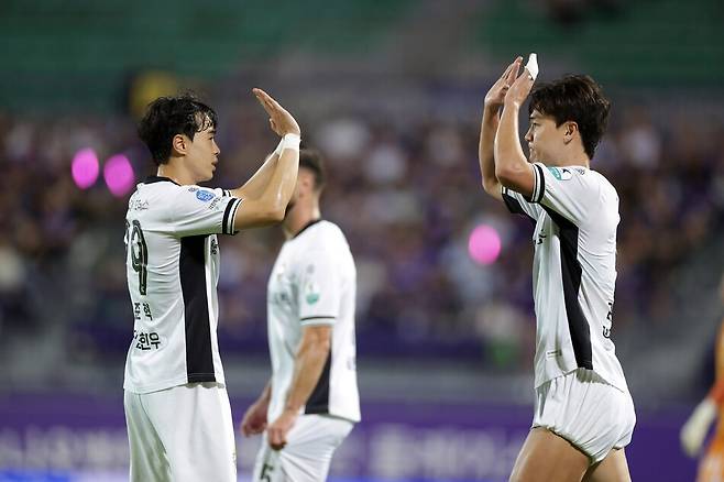 강원이 5경기 연속 무패 행진을 펼치고 있다. 한국프로축구연맹 제공