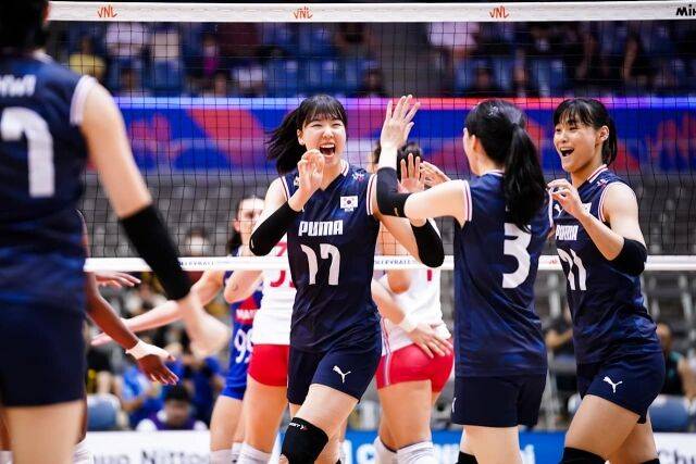 2025년 7월 13일 일본 지바에서 열린 국제배구연맹(FIVB) 발리볼네이션스리그(VNL) 프랑스전에서 환호하고 있는 정호영./FIVB 제공