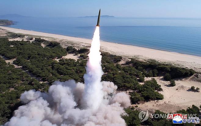 軍 "北, 동해상으로 미상 발사체 발사" [연합뉴스 자료사진. 국내에서만 사용가능. 재배포 금지. For Use Only in the Republic of Korea. No Redistribution] *기사와 관련이 없는 자료사진입니다.