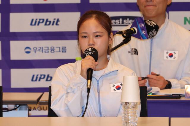 체조 국가대표 여서정이 20일 오후 충북 진천군 국가대표선수촌에서 열린 2026 아이치·나고야 아시안게임 D-30 미디어데이에서 각오를 말하고 있다. 최현수 기자 emd@hani.co.kr