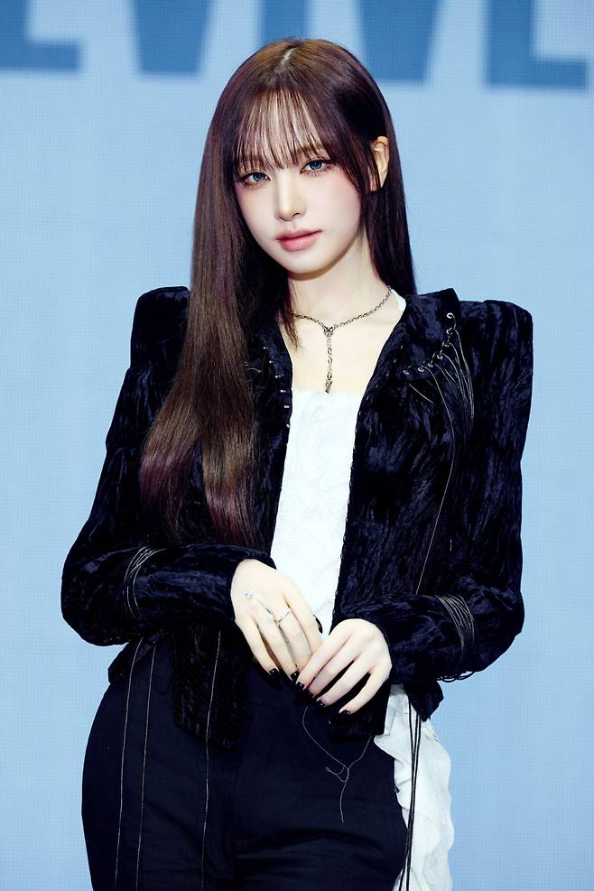 IVE's Liz to MC 2026 KGMA with a Solo Opening Stage She's 'Been Dreaming Of'