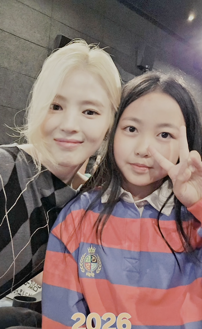 ▲ 한소희(왼쪽), 이로은. 출처ㅣ이로은 어머니 SNS