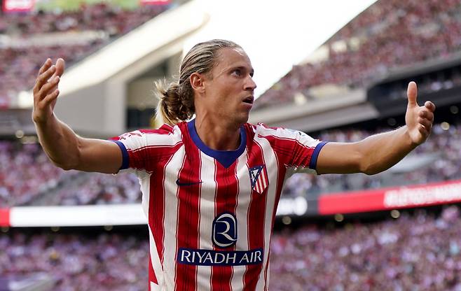 Soccer Football - LaLiga - Atletico Madrid v Real Madrid - Riyadh Air Metropolitano, Madrid, Spain - September 20, 2026 Atletico Madrid's Marcos Llorente reacts REUTERS/Ana Beltran

<저작권자(c) 연합뉴스, 무단 전재-재배포, AI 학습 및 활용 금지>