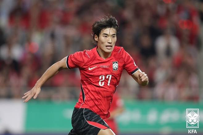 축구대표팀 김민수가 28일 우루과이전에서 활발하게 그라운드를 누비고 있다. 대한축구협회 제공