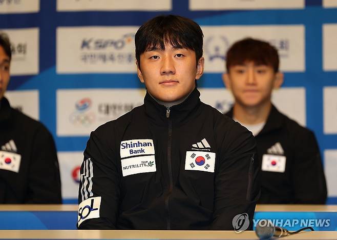 미디어데이 참석한 유도 이준환 (진천=연합뉴스) 김성민 기자 = 유도 국가대표 이준환이  9일 충북 진천군 진천국가대표선수촌에서 열린 2026 아이치·나고야 아시안게임 유도 국가대표팀 미디어데이에 참석해 있다. 2026.9.9 ksm7976@yna.co.kr