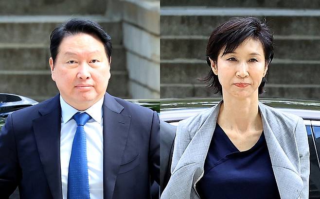 최태원 SK그룹 회장과 노소영 아트센터 나비 관장이 6월 26일 서울 서초구 서울고등법원에서 열린 파기환송심 2차 변론에 출석하고 있다. 2026.6.26 뉴스1
