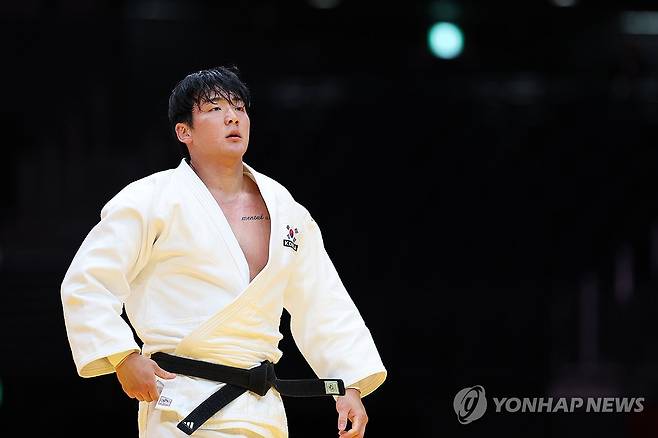 유도 한주엽, 8강 진출 성공 (나고야=연합뉴스) 서대연 기자 = 2일 일본 나고야 아이치 인터내셔널 아레나에서 열린 2026 아이치·나고야 아시안게임 유도 남자 -100kg급 16강전. 대한민국 한주엽이 몽골 체렝바트 간에르데네를 상대로 한판승을 따낸 뒤 경기장을 떠나고 있다. 2026.10.2 dwise@yna.co.kr