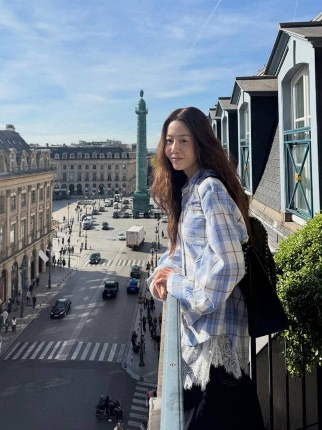 배우 고현정이 프랑스 파리에서 근황을 전했다. / 사진=SNS