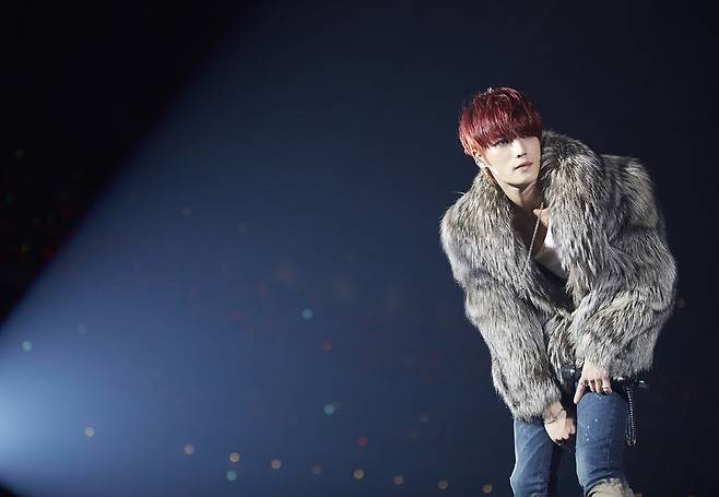 2013년 그룹 JYJ로 일본 도쿄 돔 무대에 선 가수 김재중 [씨제스엔터테인먼트 제공. 재판매 및 DB 금지]