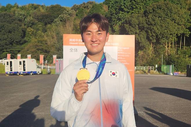 ‘2026 아이치·나고야 아시안게임’에서 금메달과 동메달을 잇따라 획득한 예천군청 양궁팀 김제덕 선수. /예천군 제공