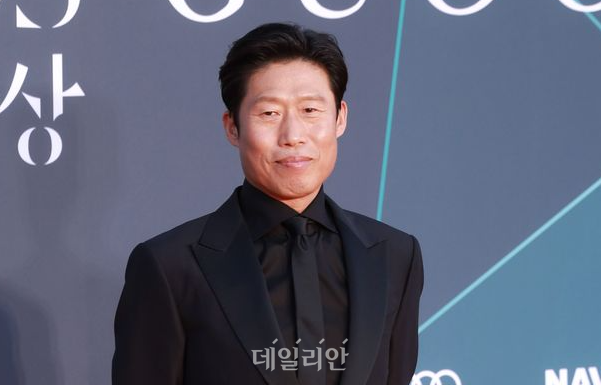 배우 유해진의 소속사가 온라인상에서 확산하는 허위사실과 인신공격, 사생활 침해 등에 대해 강경 대응을 예고했다.ⓒ데일리안 방규현 기자