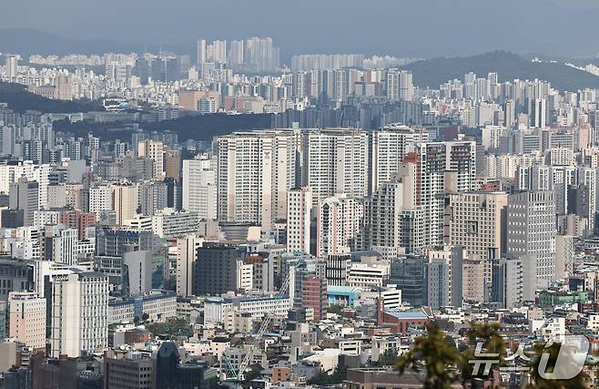 남산에서 바라본 서울 시내 아파트 단지. 2026.10.5 ⓒ 뉴스1 이종수 기자