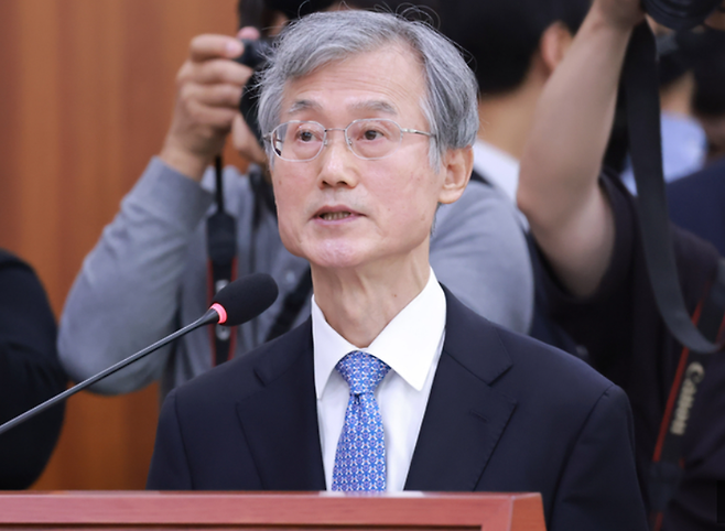 조희대 대법원장이 6일 국회 법제사법위원회에서 열린 대법원 등에 대한 국정감사에서 인사말하고 있다.ⓒ 연합뉴스