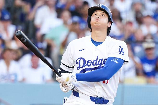 USA BASEBALLDodgers designated hitter Shohei Ohtani swings and misses in the third inning in Game 2 of the National League Division Series against the Atlanta Braves at UNIQLO Field at Dodger Stadium in Los Angeles, California, USA, 04 October 2026. EPA/CHRIS TORRES