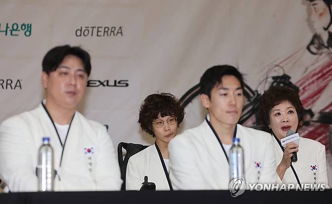아이치-나고야 아시안패러게임 기자회견 (이천=연합뉴스) 박동주 기자 = 6일 경기도 이천 대한장애인체육회 이천선수촌에서 열린 2026 아이치-나고야 아시안패러게임 기자회견에서 보치아 최예진-문우영이 질의에 답하고 있다. 2026.10.6 pdj6635@yna.co.kr