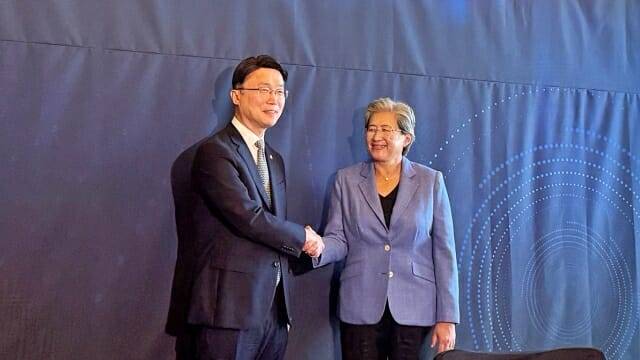 7일 오전 류제명 과학기술정보통신부 제2차관(왼쪽)과 리사 수 AMD CEO(오른쪽)가 회동했다. (사진=뉴시스)