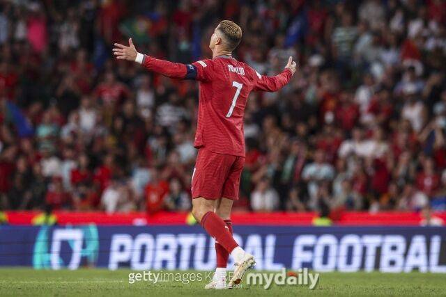 크리스티아누 호날두가 2026년 9월 25일 스포르팅 리스본에서 열린 웨일스와의 유럽축구연맹(UEFA) 네이션스리그(UNL) A 4조 1라운드 경기에 출전하고 있다./게티이미지코리아