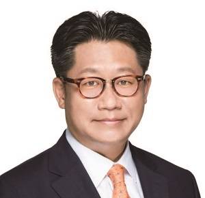 허욱 - 법무법인 세종 변호사, 연세대 경영학·법학, 중국 베이징대 법학 박사,사법 연수원 33기,전 법무법인 율촌 상하이 대표처 대표