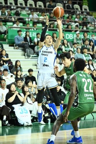 슛 던지는 삼성 이관희 [KBL 제공. 재판매 및 DB 금지]
