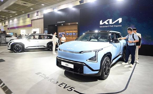기아 EV3 GT-Line, EV5 GT-Line. [사진=정소희 기자]