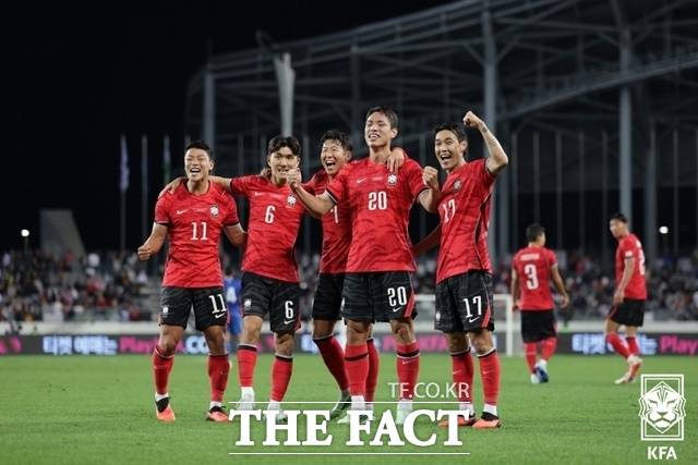 모레노호의 10월 A매치 마지막 경기를 2-0 승리로 이끈 한국 선수들./용인=KFA