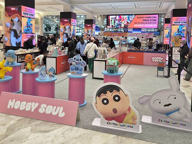 신세계百, 강남점 1층 오픈스테이지 '두근두근 캐릭터 페스타' (신세계백화점 제공)