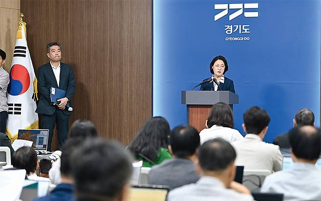 '경기도 재정위기론'을 두고 정치권의 갑론을박이 끊이지 않고 있다.[사진｜뉴시스]