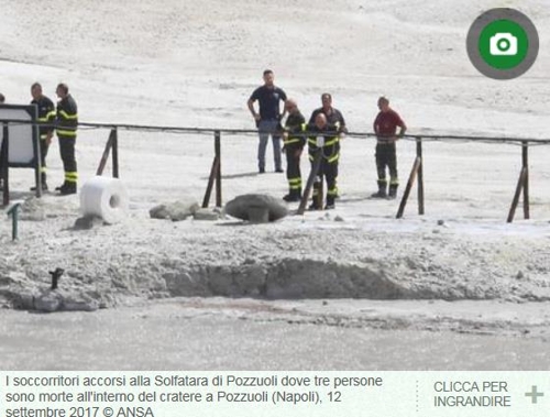 일가족 3명이 관광을 왔다 목숨을 잃은 이탈리아 남부 포추올리 화산의 분화구 [ANSA홈페이지 캡처]