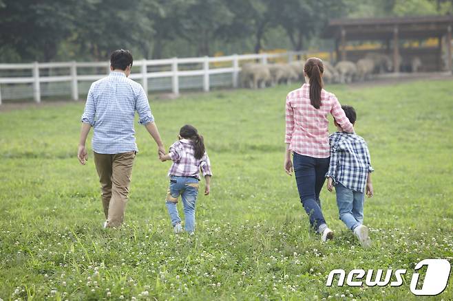 한 여행사 조사결과에 따르면 지난 6~8월 어린이 자녀 동반 여행객은 지난해 같은 기간 대비 20%나 늘었다.© News1