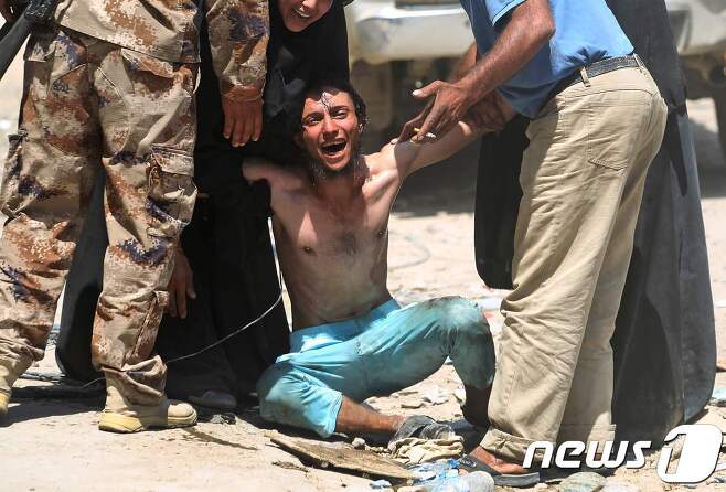 이라크 남부에서 총기난사·차량 공격이 발생해 최소 50명이 사망했다. 사진은 기사 내용과 무관. © AFP=뉴스1