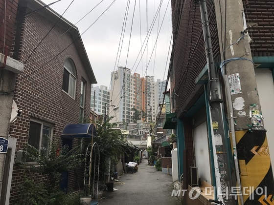 서울 동작구 흑석동에 단독·다가구 주택이 몰려있다. /사진=신현우 기자