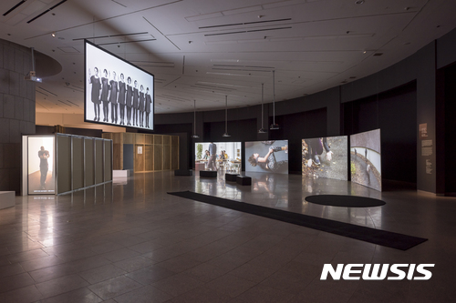 【서울=뉴시스】국립현대미술관 과천관에서 '역사를 몸으로 쓰다'전이 열린다.