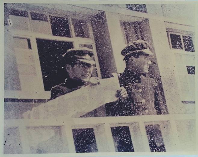1960년 2월 28일 결의문을 낭독하는 이대우 경북고 학생부위원장.