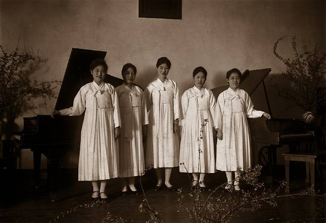 1920~30년대 음악수업을 받는 학생들. 이화역사관 제공