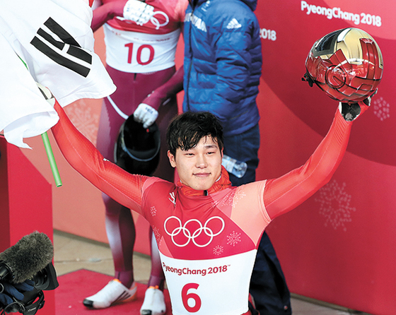 한국 겨울올림픽 사상 첫 스켈레톤 금메달을 딴 윤성빈. [중앙포토]