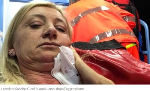 이탈리아 피렌체에서 이탈리아 여성 택시기사가 한국인 남성 승객과 요금 시비 끝에 폭행을 당했다고 현지 언론이 보도했다. [일간 '라 나치오네' 홈페이지 캡처]