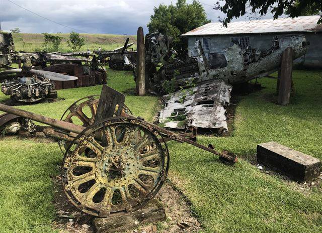 솔로몬 곳곳에 2차 세계대전의 잔해가 남아 있다.