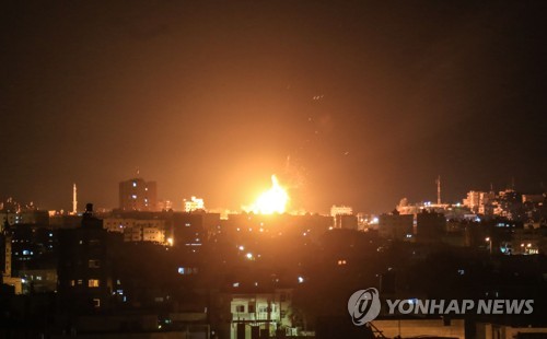 이스라엘군 가자지구 공습[AFP=연합뉴스]
