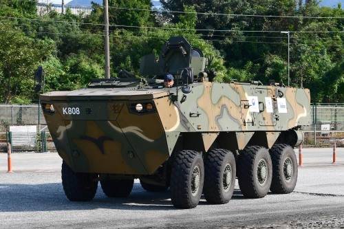현대로템이 제작한 신형 차륜형장갑차. 500여대가 생산될 예정이다. 국방일보 제공