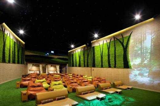 CGV '씨네앤포레'(CINE&FORET)는 지난 6일 CGV 강변점에 문을 열었다. 사진은 씨네앤포레 상영관 전경. /사진=CGV 제공