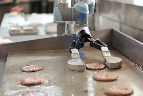 미국 햄버거 체인 캘리버거 매장에 배치된 로봇 '플리피'. / 미소 로보틱스 제공